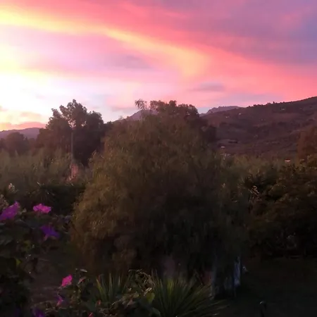 El Rio,, La Casita One Of 2 Self Catering Studios. Pool And Hydrotherapy Jacuzzi Apartment